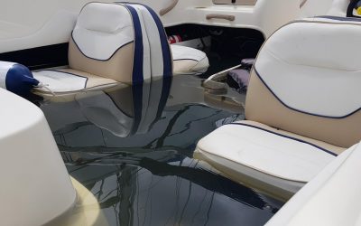 How to prepare your boat for heavy rain?